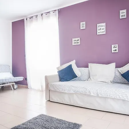 לינה וארוחת בוקר Pompei Suite 4*