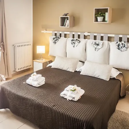 לינה וארוחת בוקר Pompei Suite פומפיי