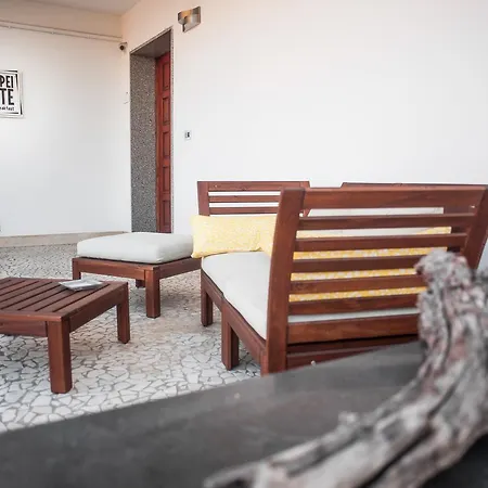 Pompei Suite לינה וארוחת בוקר 4*