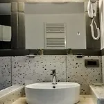 Pompei Suite Bed & Breakfast 4*