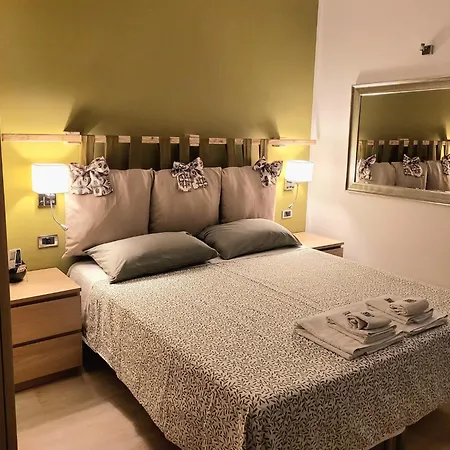 Oda ve Kahvaltı Pompei Suite Pompei