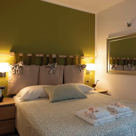 Pompei Suite Bed & Breakfast 4*